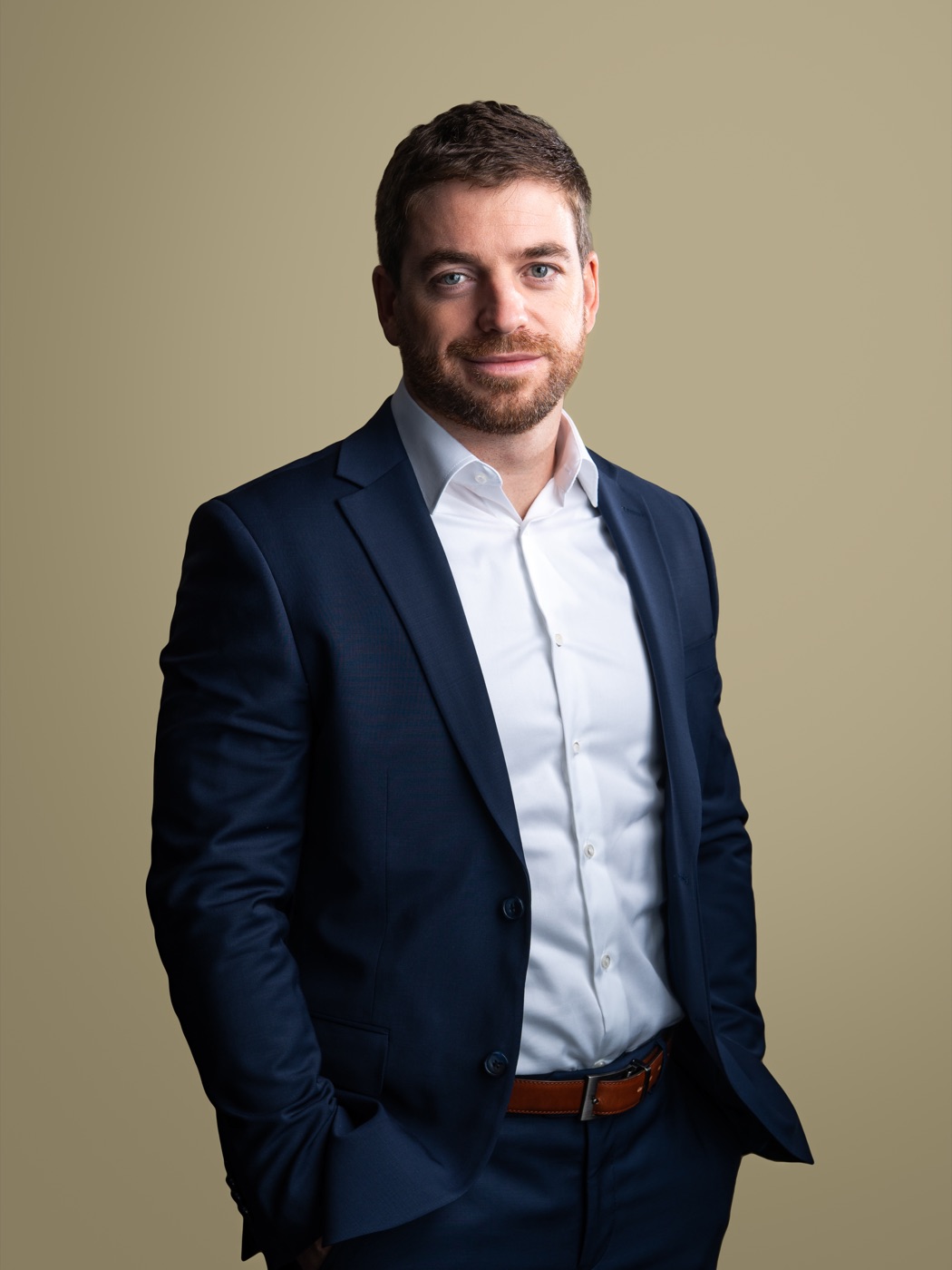 Luka Praper, Finančni direktor